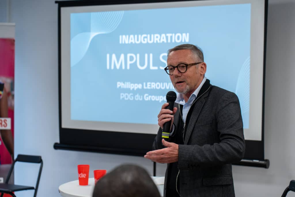 Photo de Philippe Lerouvillois, PDG du droupe VALO', qui prend la parole lors de l'inauguration d'Impulsion.